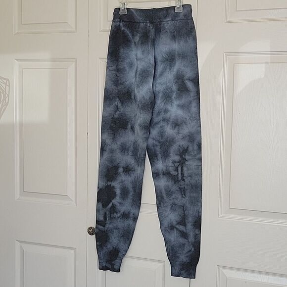 OLIVACEOUS Gray Modal Blend Knit Joggers Size Medium - Picture 4 of 7